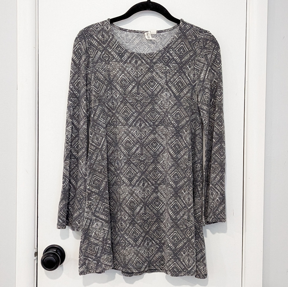 Others Follow Patterned Top
